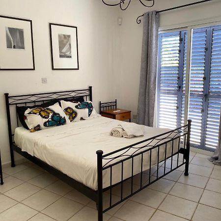 Limnaria Villas Sunny Garden Apartment Paphos Extérieur photo